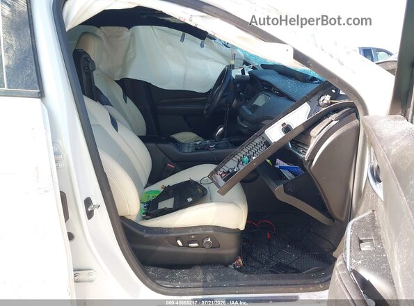 1GYFZFR49KF229232 2019 CADILLAC XT4 White Vista interior delantera