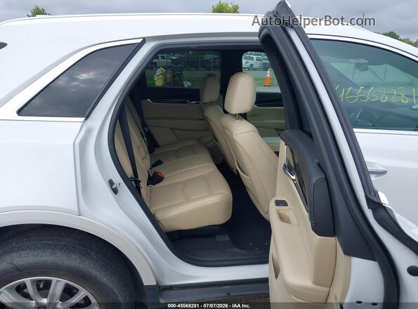 1GYKNARS0HZ129586 2017 CADILLAC XT5 White VIN sticker view