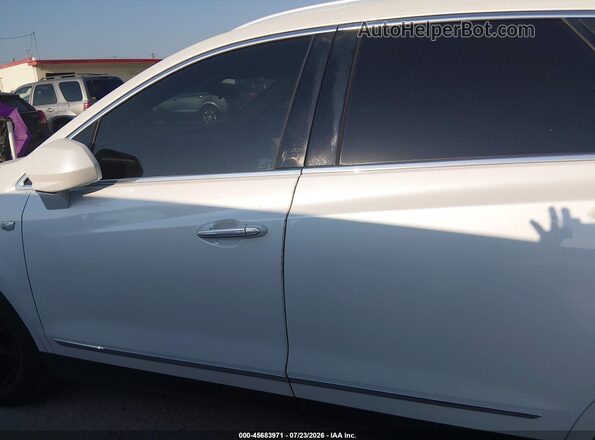 1GYKNARS4HZ110183 2017 CADILLAC XT5 White Vista interior de 360 grados