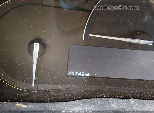 1GYKNARS8HZ236207 2017 CADILLAC XT5 White 