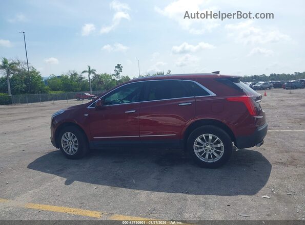 1GYKNARSXHZ218808 2017 CADILLAC XT5 Red 360 interior view