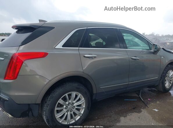 1GYKNARSXJZ200671 2018 CADILLAC XT5 Gray Vista interior trasera