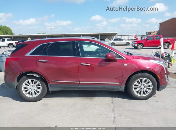 1GYKNARSXJZ205918 2018 CADILLAC XT5 Red Սալոնի հետևի տեսք