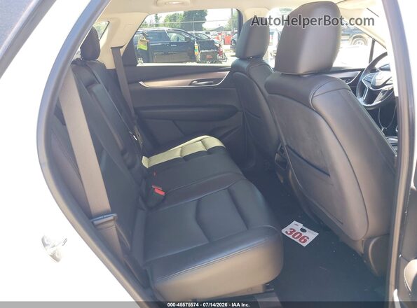 1GYKNBRS1HZ172808 2017 CADILLAC XT5 White Widok naklejki z numerem VIN