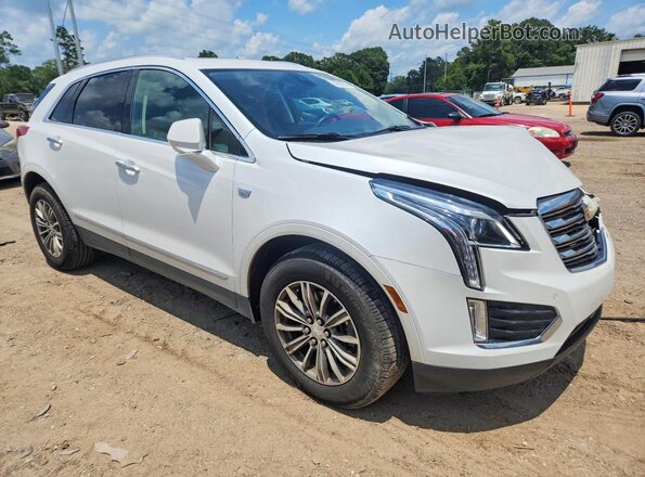 1GYKNBRS3HZ109869 2017 CADILLAC XT5 Белый Передняя правая четверть