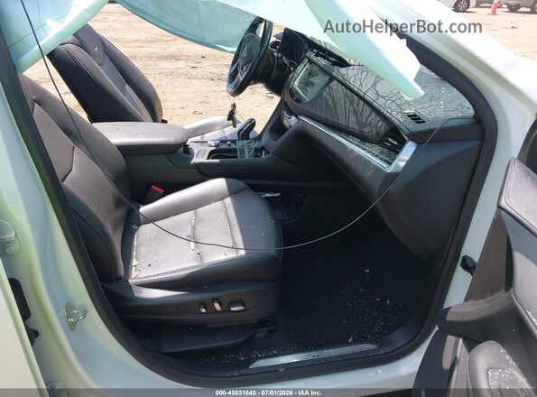 1GYKNCRS3MZ103733 2021 CADILLAC XT5 Белый Вид салона спереди