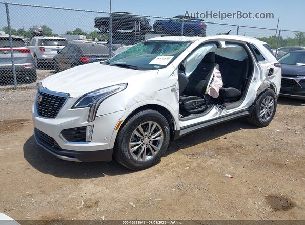 1GYKNCRS3MZ103733 2021 CADILLAC XT5 Белый Передняя левая четверть