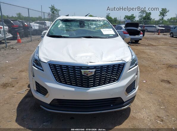 1GYKNCRS3MZ103733 2021 CADILLAC XT5 Белый Вид задней части салона