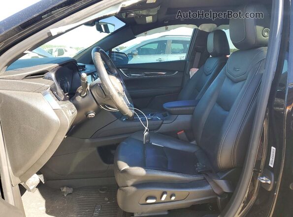 1GYKNCRS9MZ209295 2021 CADILLAC XT5 Black Widok wnętrza z przodu