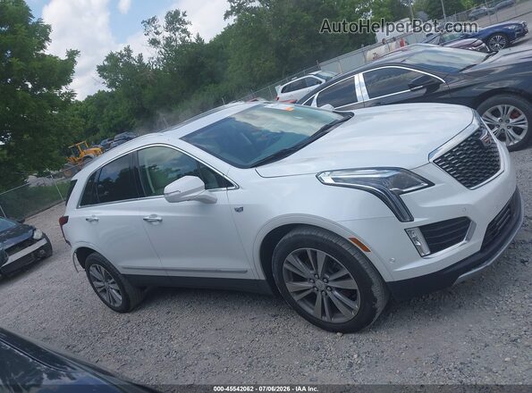 1GYKNDR47PZ181931 2023 CADILLAC XT5 Белый Панорамный вид салона 360°