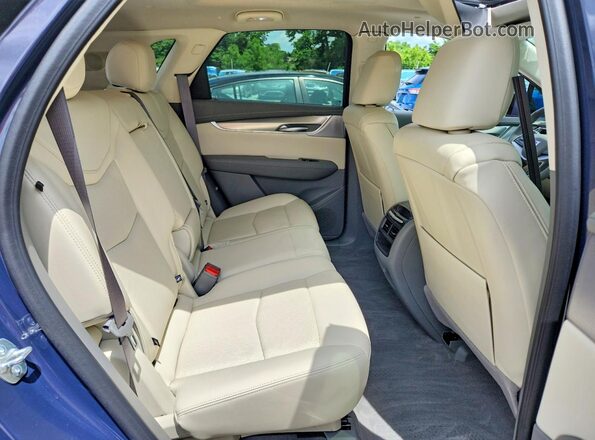 1GYKNDR49SZ148454 2025 CADILLAC XT5 Blue უკანა სავარძლების ხედი
