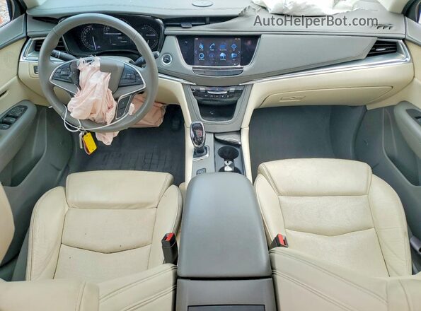 1GYKNDRSXHZ211925 2017 CADILLAC XT5 Blue Widok deski rozdzielczej