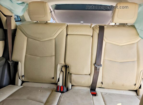 1GYKNERS5KZ165224 2019 CADILLAC XT5 Tan Widok tylnych siedzeń