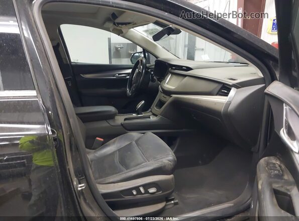 1GYKNERS7JZ222909 2018 CADILLAC XT5 Черный Вид салона спереди