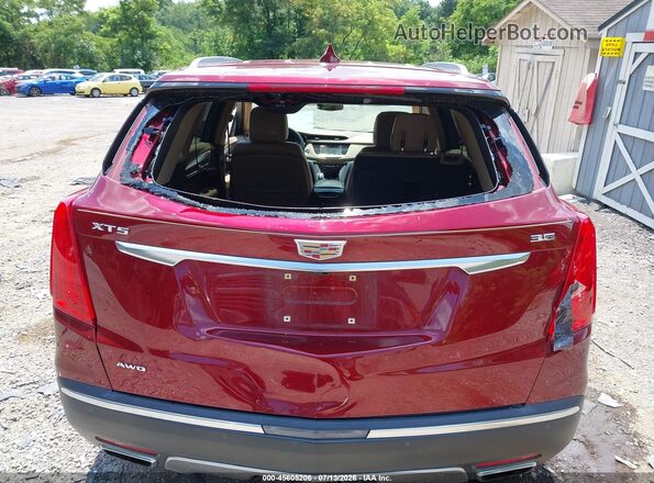 1GYKNFRS0HZ124661 2017 CADILLAC XT5 Red Vista del cuadro de instrumentos