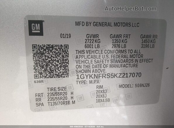 1GYKNFRS5KZ217070 2019 CADILLAC XT5 Серебряный Вид подкапотного пространства