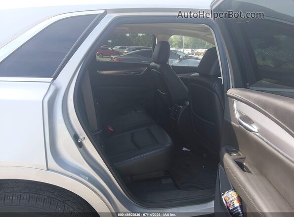 1GYKNFRS5KZ217070 2019 CADILLAC XT5 Серебряный Вид наклейки с VIN-кодом