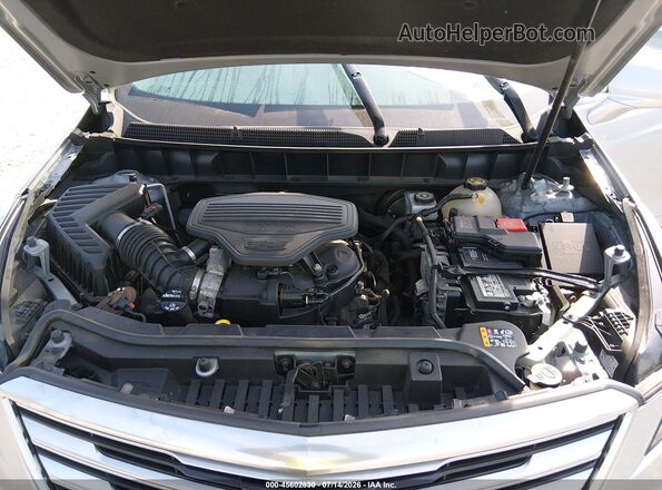 1GYKNFRS5KZ217070 2019 CADILLAC XT5 Серебряный Вид сзади