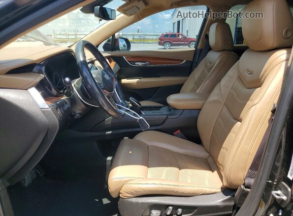 1GYKNFRS6HZ114605 2017 CADILLAC XT5 Black წინა სალონის ხედი