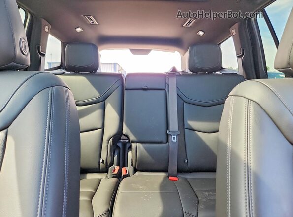 1GYKPAR45PZ225952 2023 CADILLAC XT6 White Вид задніх сидінь