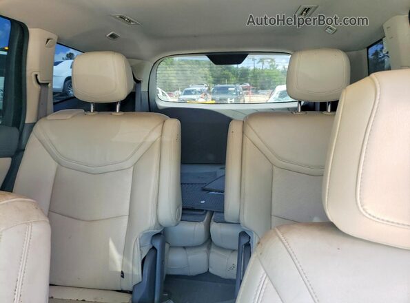 1GYKPCRS4LZ150441 2020 CADILLAC XT6 Green Vista de los asientos traseros