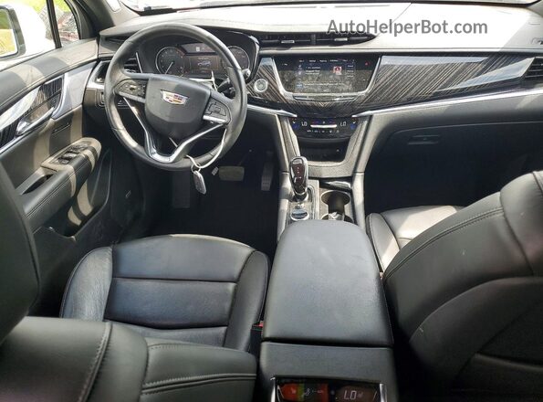 1GYKPCRS8SZ122849 2025 CADILLAC XT6 White Vista del salpicadero