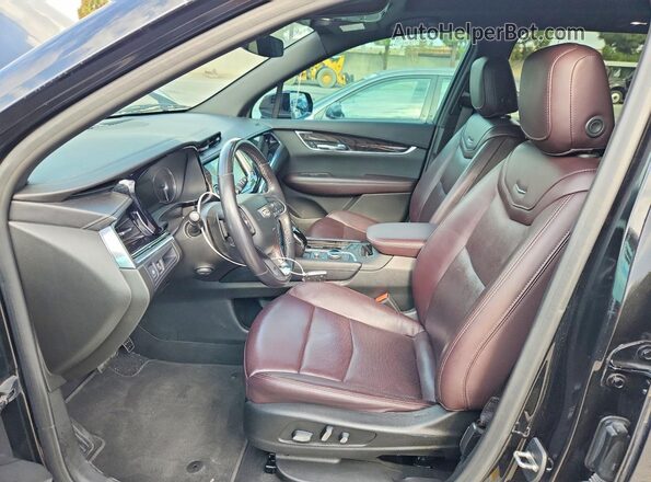 1GYKPDRS1MZ226866 2021 CADILLAC XT6 Black Вид салону спереду