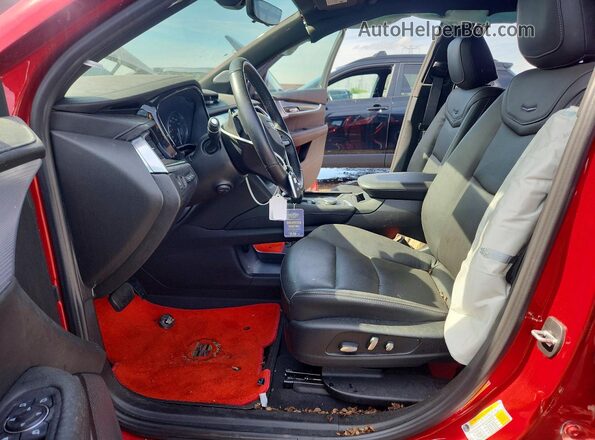 1GYKPDRS1RZ704078 2024 CADILLAC XT6 Red Вид салону спереду