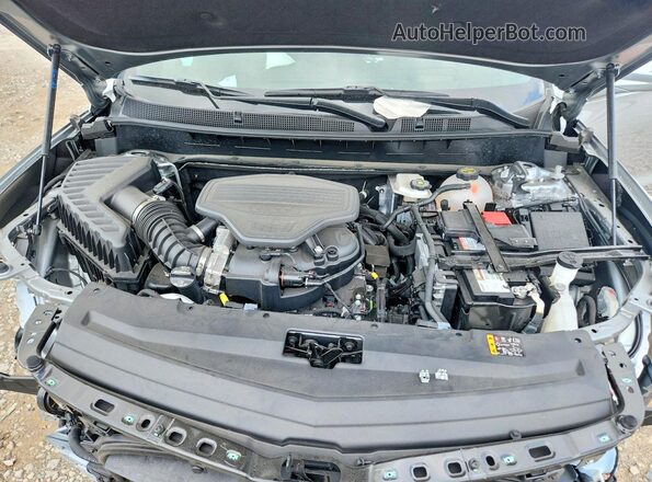 1GYKPDRS3SZ100778 2025 CADILLAC XT6 Серебряный Вид задней части салона