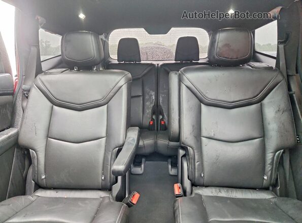 1GYKPDRS4LZ100693 2020 CADILLAC XT6 Red Vista de los asientos traseros