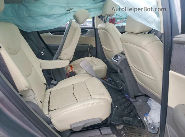1GYKPDRS5LZ211625 2020 CADILLAC XT6 Silver Vista interior trasera