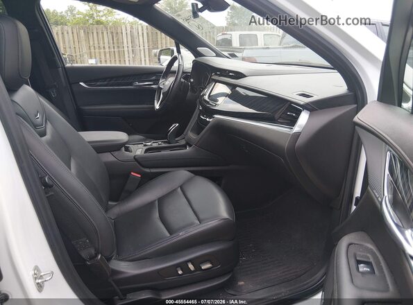 1GYKPDRS9PZ153671 2023 CADILLAC XT6 White Widok wnętrza z przodu