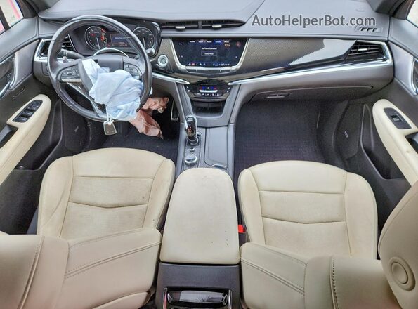 1GYKPGRS9MZ130775 2021 CADILLAC XT6 Red Widok deski rozdzielczej