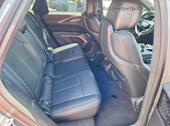 1GYKPMRK4PZ002611 2023 CADILLAC OTHER Gray უკანა სალონის ხედი