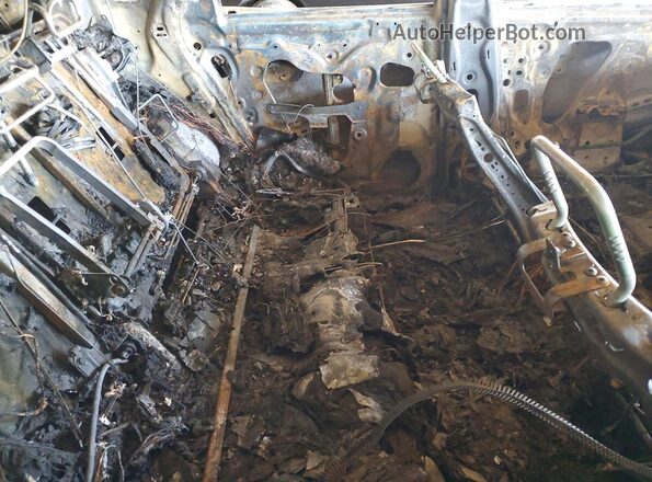 1GYKPMRK6PZ002111 2023 CADILLAC OTHER Silver Вид задніх сидінь
