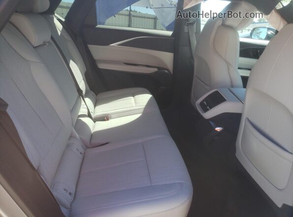 1GYKPNRL5SZ310085 2025 CADILLAC OTHER Gray Rear interior view