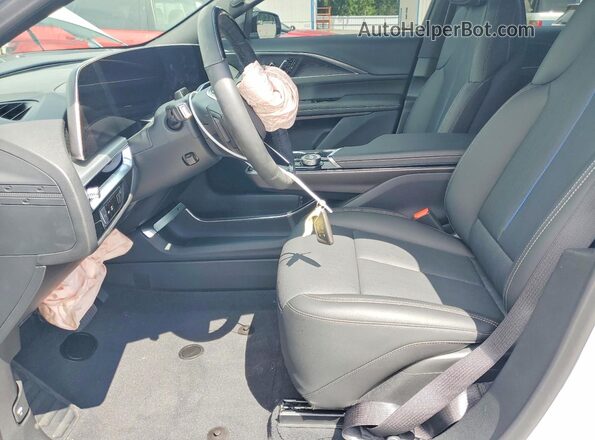 1GYKPURL4TZ309330 2026 CADILLAC OTHER Белый Вид салона спереди