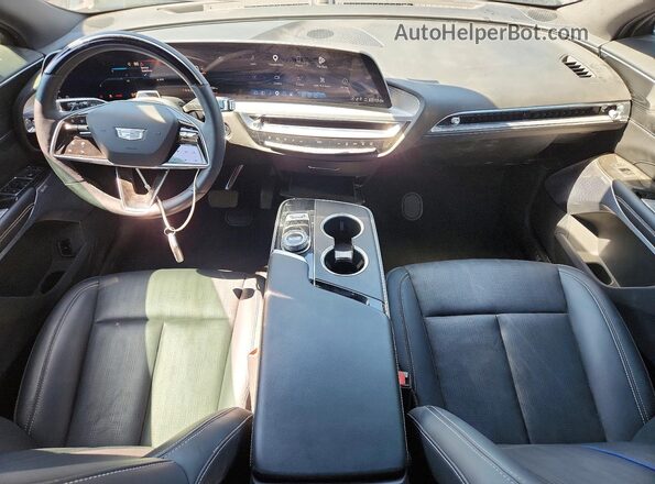 1GYKPWRLXRZ111100 2024 CADILLAC OTHER Черный Вид панели приборов