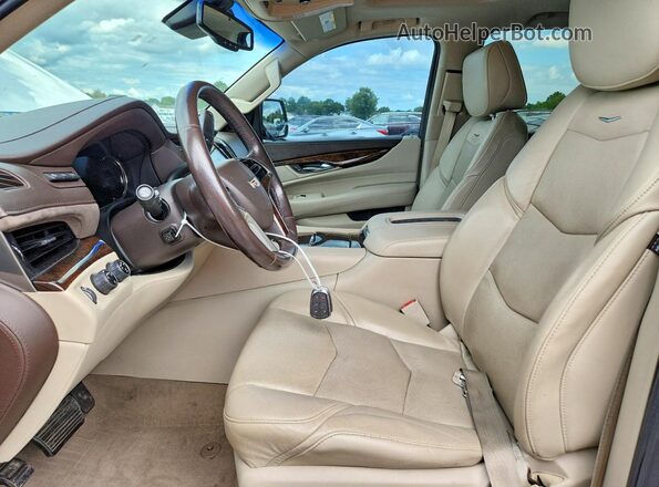 1GYS4BKJ3GR320220 2016 CADILLAC ESCALADE Белый Вид салона спереди