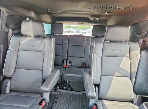 1GYS9PRL7SR224329 2025 CADILLAC ESCALADE Green Widok tylnych siedzeń