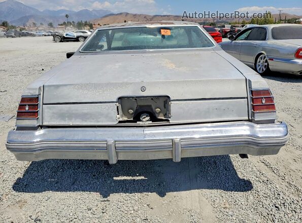 1H57L7Z452500 1977 CHEVROLET MONTE CARLO Silver Հետևի տեսք