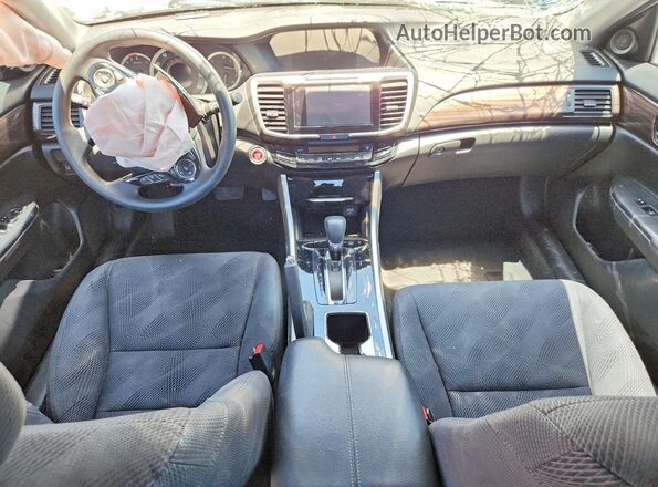 1HGCR2F06HA046820 2017 HONDA ACCORD Silver Widok deski rozdzielczej
