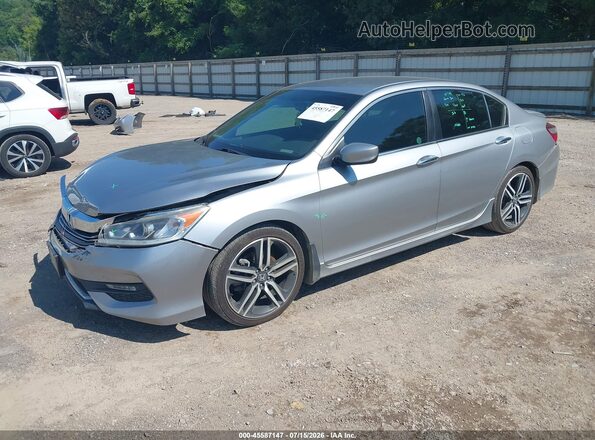 1HGCR2F10HA152561 2017 HONDA ACCORD Silver Vista tres cuartos delantera izquierda