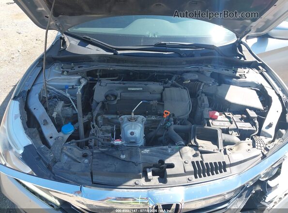 1HGCR2F10HA152561 2017 HONDA ACCORD Silver Vista trasera
