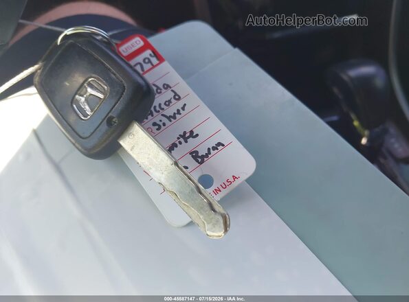 1HGCR2F10HA152561 2017 HONDA ACCORD Silver Vista del salpicadero