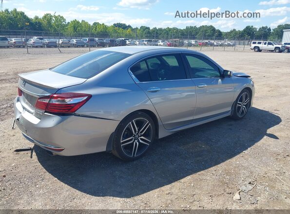 1HGCR2F10HA152561 2017 HONDA ACCORD Silver Trasero derecho