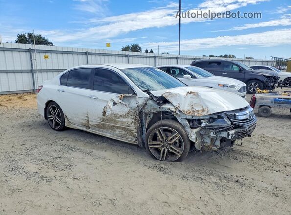 1HGCR2F11HA304797 2017 HONDA ACCORD White Front right
