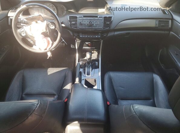 1HGCR2F12HA078947 2017 HONDA ACCORD Красный Вид панели приборов