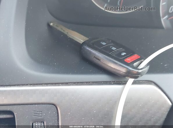 1HGCR2F13HA240018 2017 HONDA ACCORD Red Vista del salpicadero