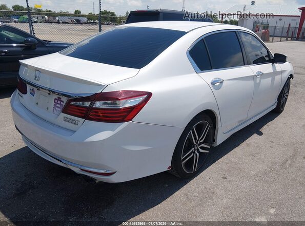 1HGCR2F14HA001268 2017 HONDA ACCORD Белый Задняя правая четверть